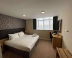 Room image #2 at Best Western Northfields Ealing Hotel